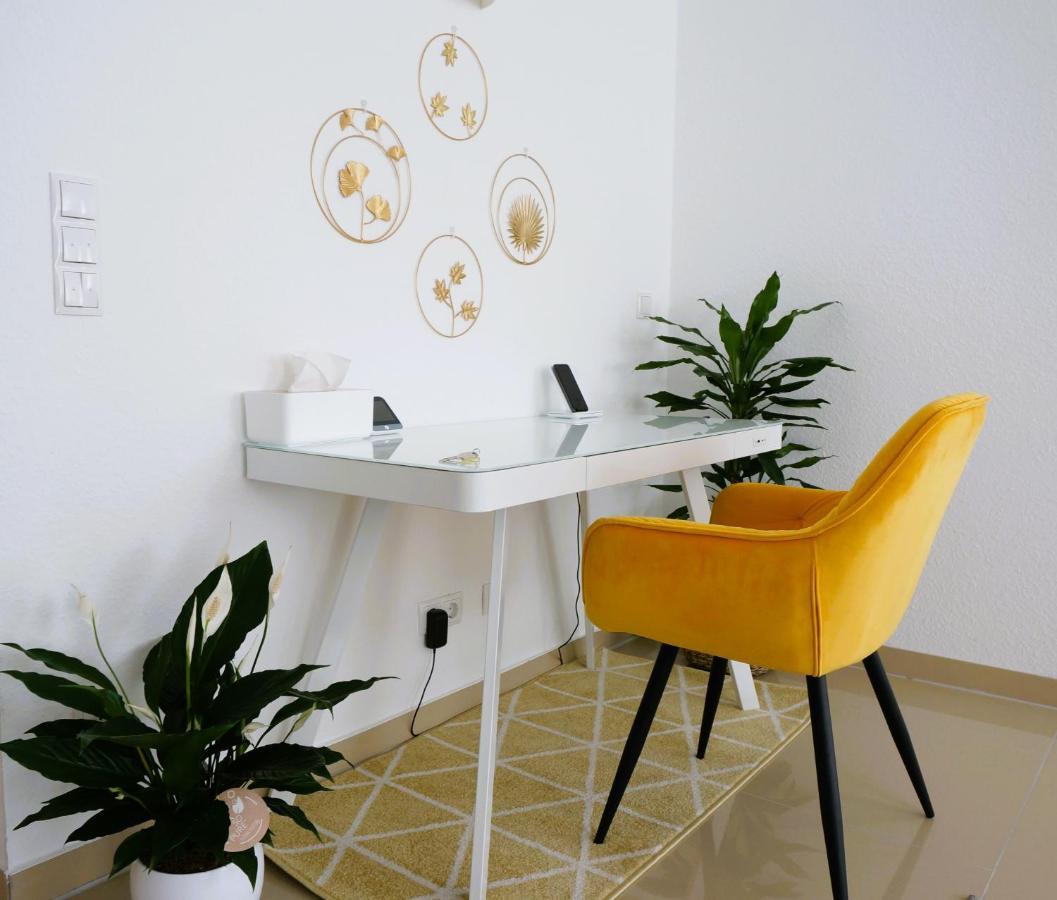 Mein Apartment Flowers Mit Kamin, Bis 10 Personen Frankenthal  Exteriör bild