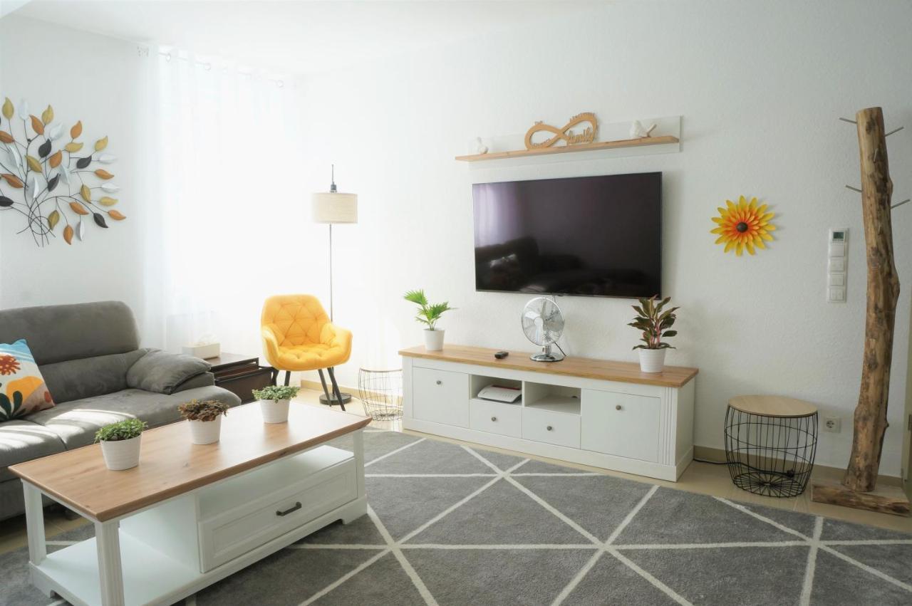 Mein Apartment Flowers Mit Kamin, Bis 10 Personen Frankenthal  Exteriör bild