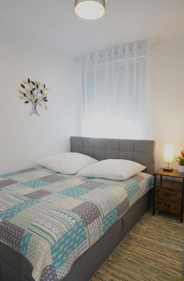 Mein Apartment Flowers Mit Kamin, Bis 10 Personen Frankenthal  Exteriör bild