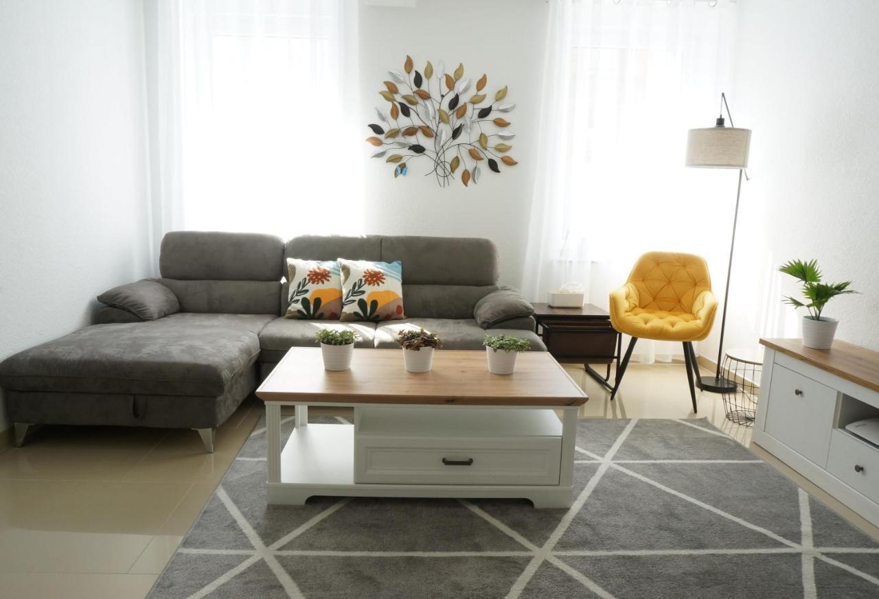Mein Apartment Flowers Mit Kamin, Bis 10 Personen Frankenthal  Exteriör bild